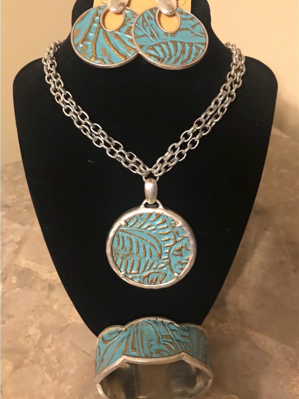 Turquoise Enamel Leaf Pendant Necklace & Bracelet Set - Women Jewelry